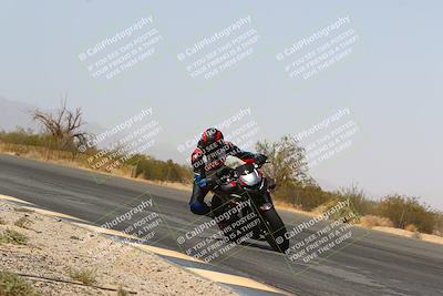 media/Mar-28-2022-Superbike Trackdays (Mon) [[b8603d0f67]]/Open Track Time/Turn 3 Inside/